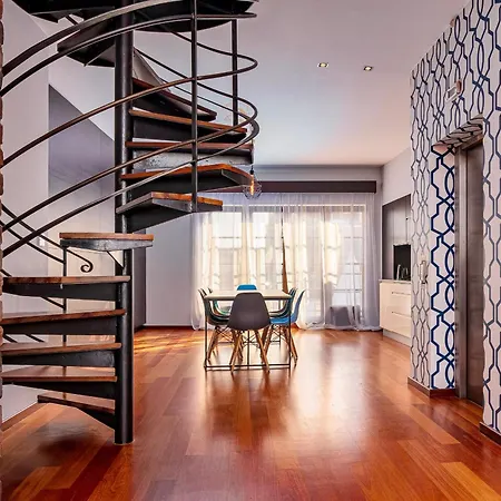 아파트 Boogie Penthouse Old Town *