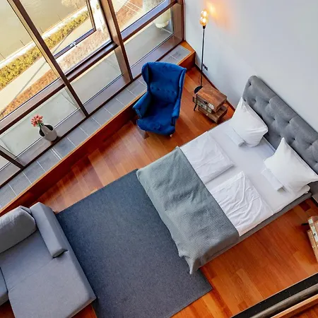 Boogie Penthouse Old Town * Vratislav