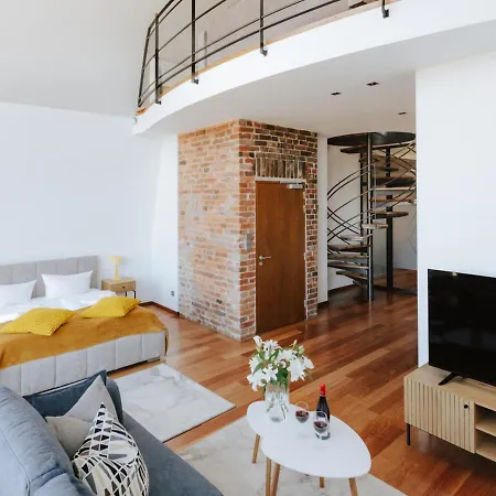 Boogie Penthouse Old Town דירה *